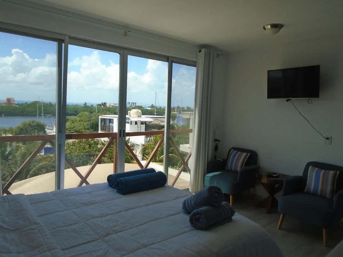 Linda Vista Loft- Ocean View- Shared Pool Apartment Isla Mujeres Mexico